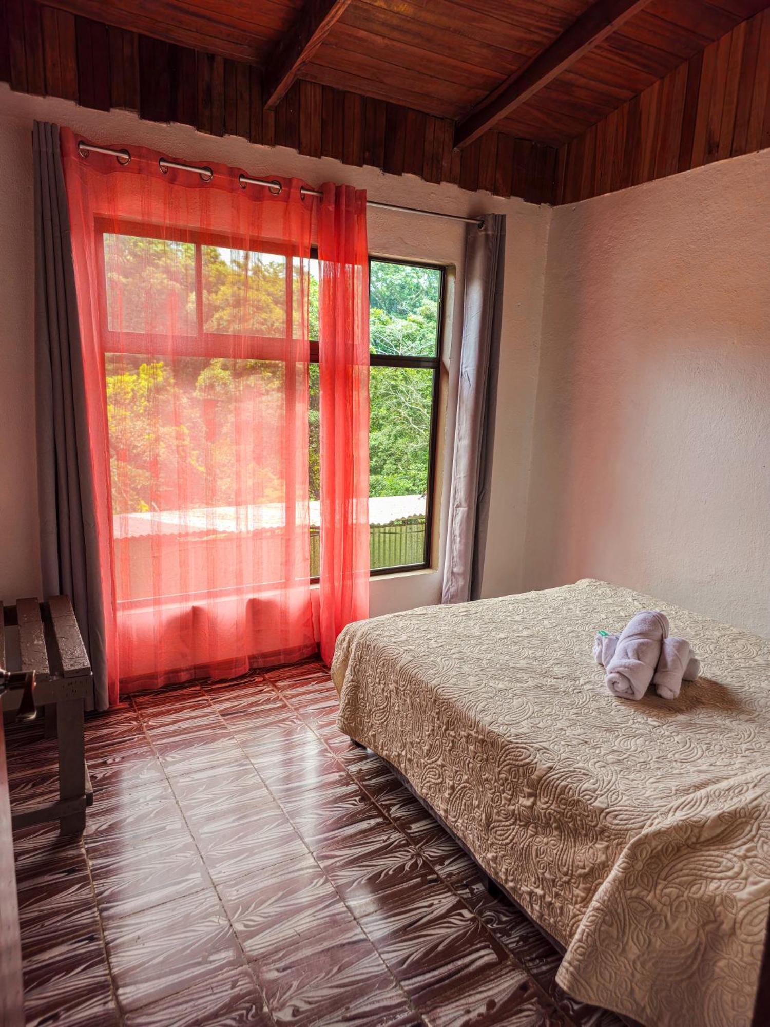Cabinas Selva Verde Monteverde Room photo