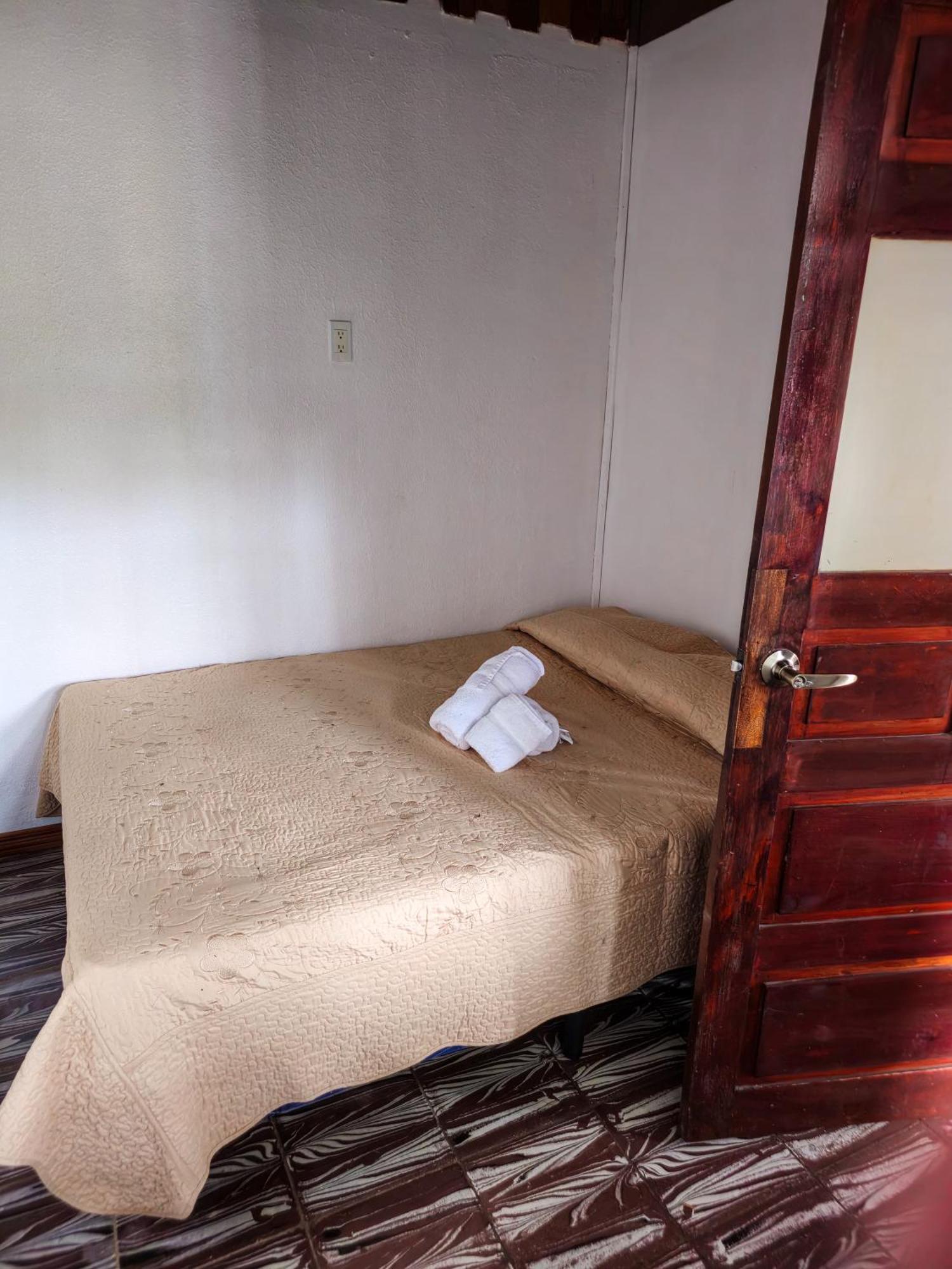 Cabinas Selva Verde Monteverde Room photo